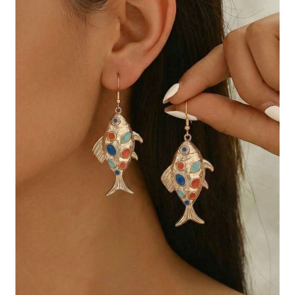 Fish Earrings - Picture 4 of 4